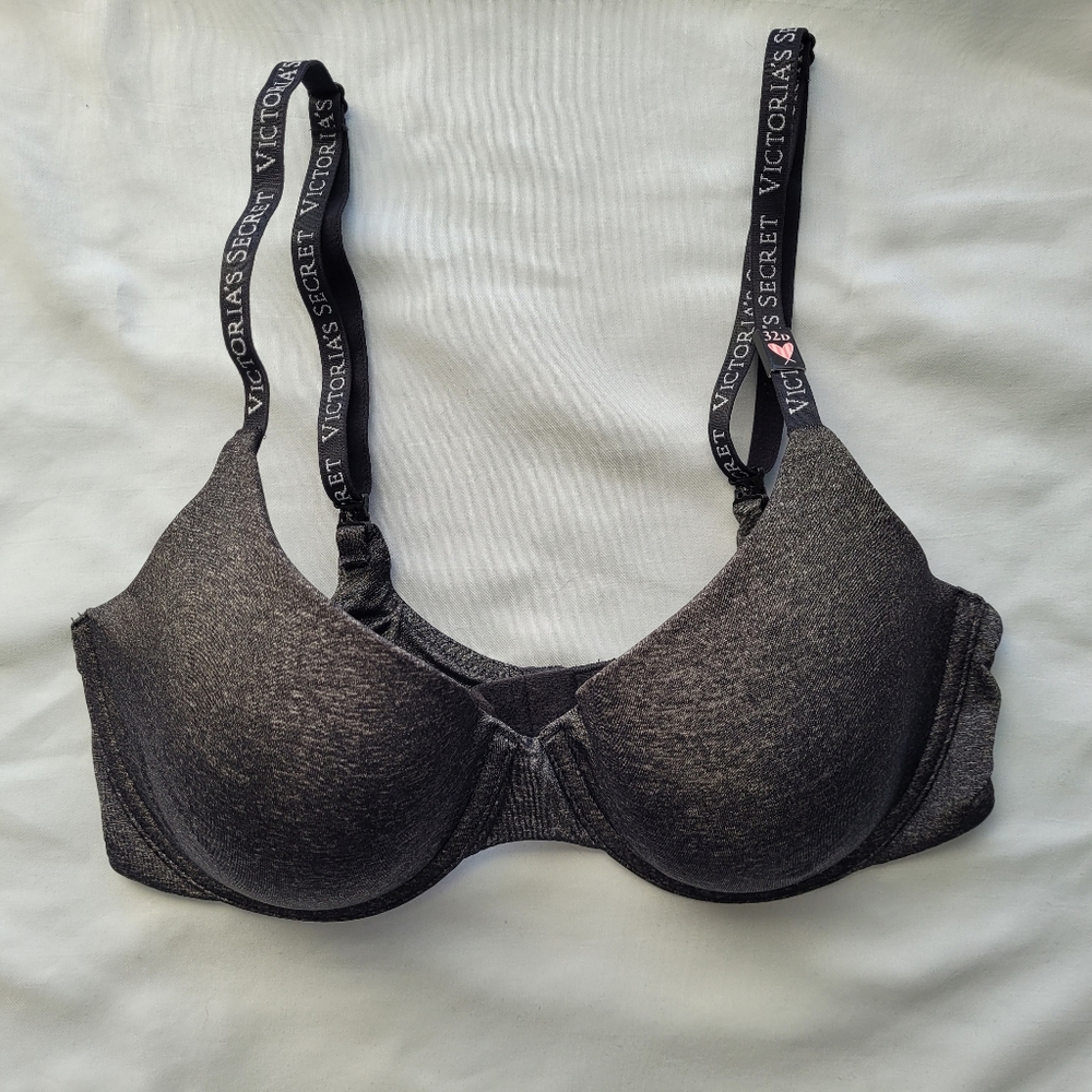 VS T-Shirt Demi Bra NWT